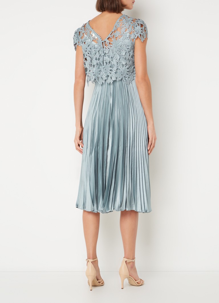 Vestido midi Dana de Phase Eight con bordados y pliegues.