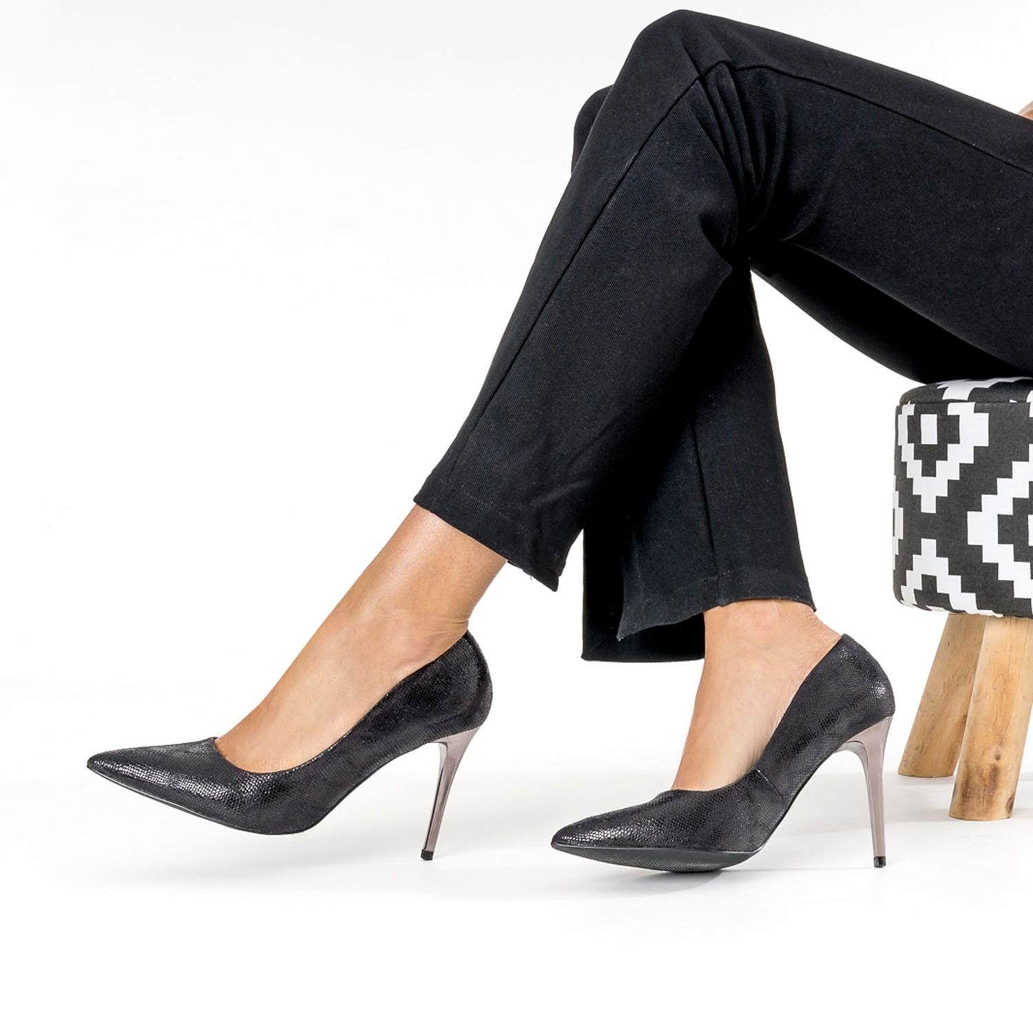Stiletto TEXTO noir effet python à talon miroir