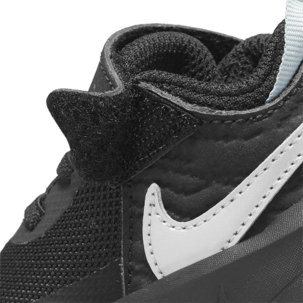 Nike Team Hustle D 10 CW6737-004 / schwarz