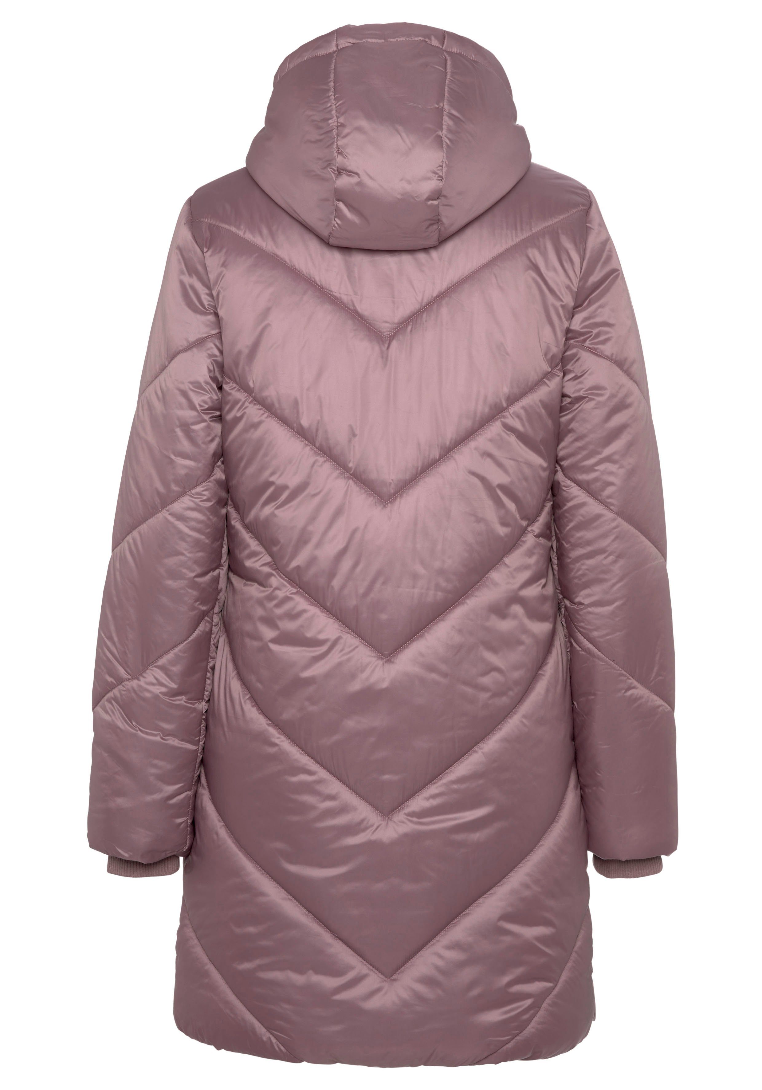 Bench. Steppmantel / jacke aus wärmendem und windabweisendem Material