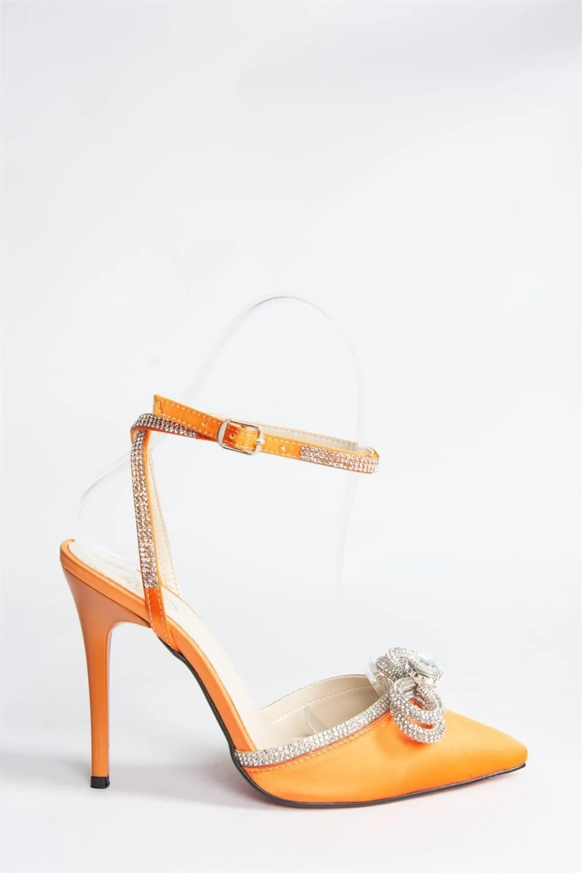 Fox Shoes  Damen-Schuhe mit Absatz aus orangefarbenem Satinstoff in Steinoptik K654051204