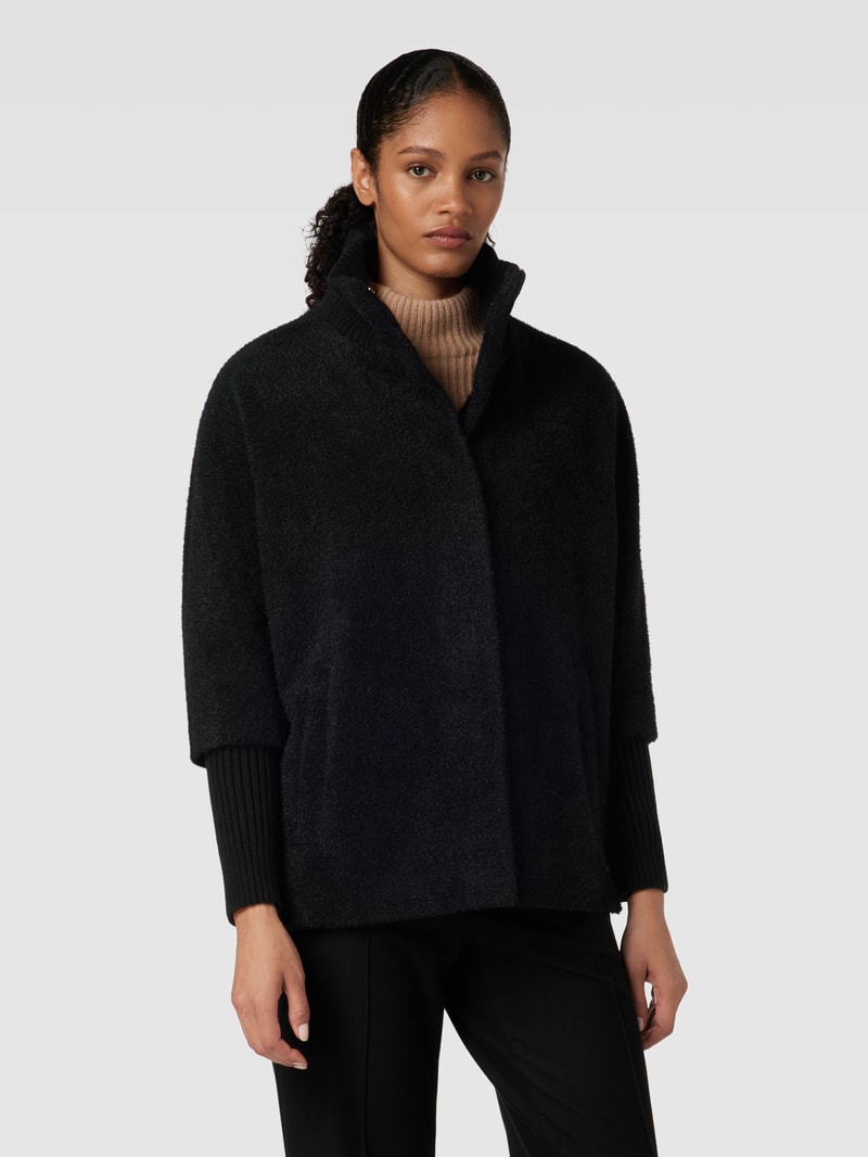 Strickjacke mit Druckknopfverschluss in schwarz