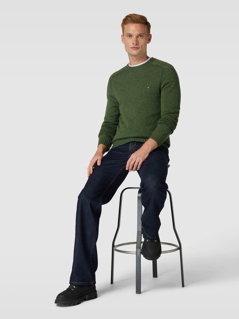 Strickpullover mit Label-Stitching Modell 'MERINO' in olivgrün