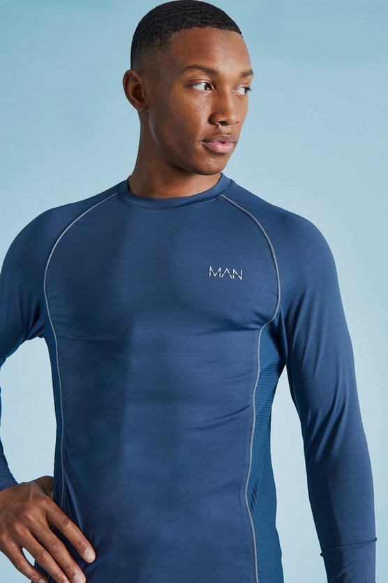 Langärmliges Man Active Muscle-Fit Oberteil