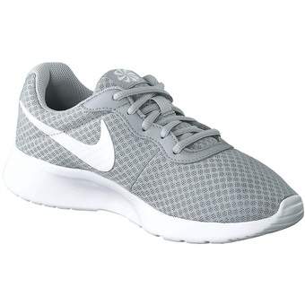 Nike Tanjun Sneaker in grau