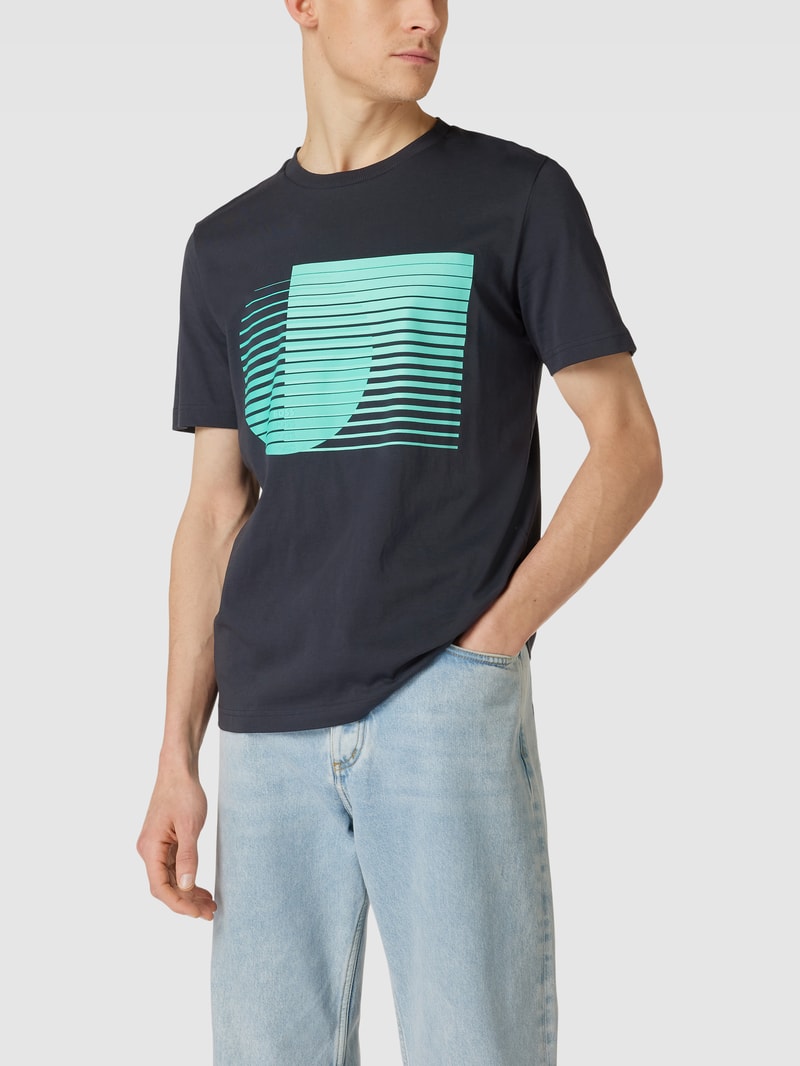 T-Shirt mit Motiv-Print Modell 'Tee 6' in marineblau