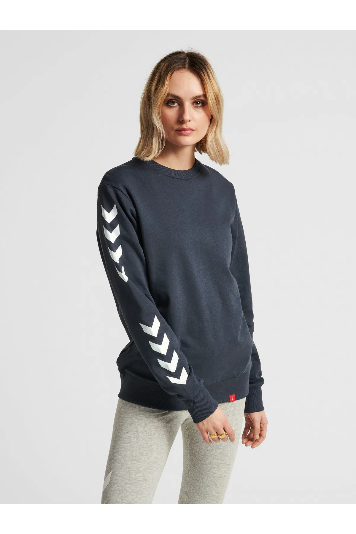 hummel  hmlLEGACY CHEVRON SWEATSHIRT