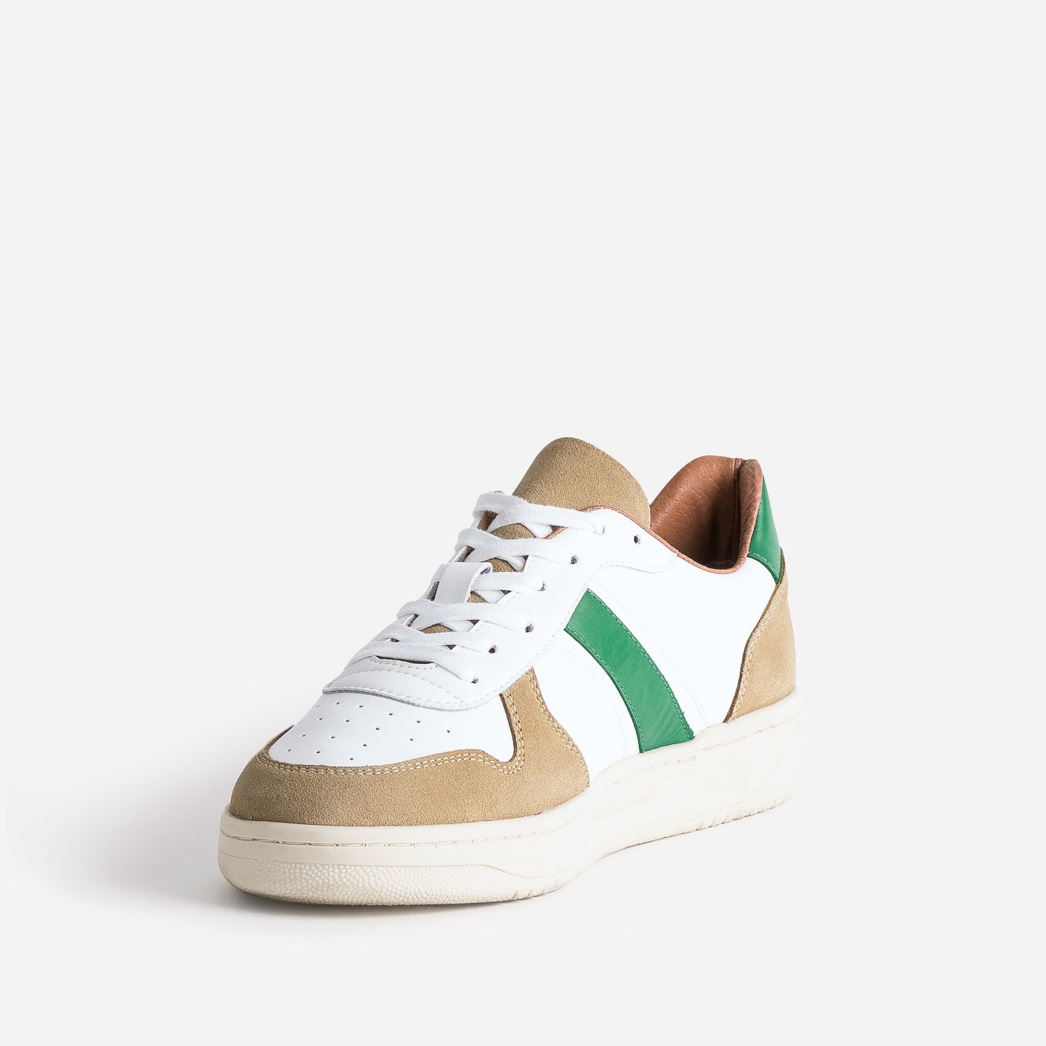 Tennis blanche, beige et verte en cuir
