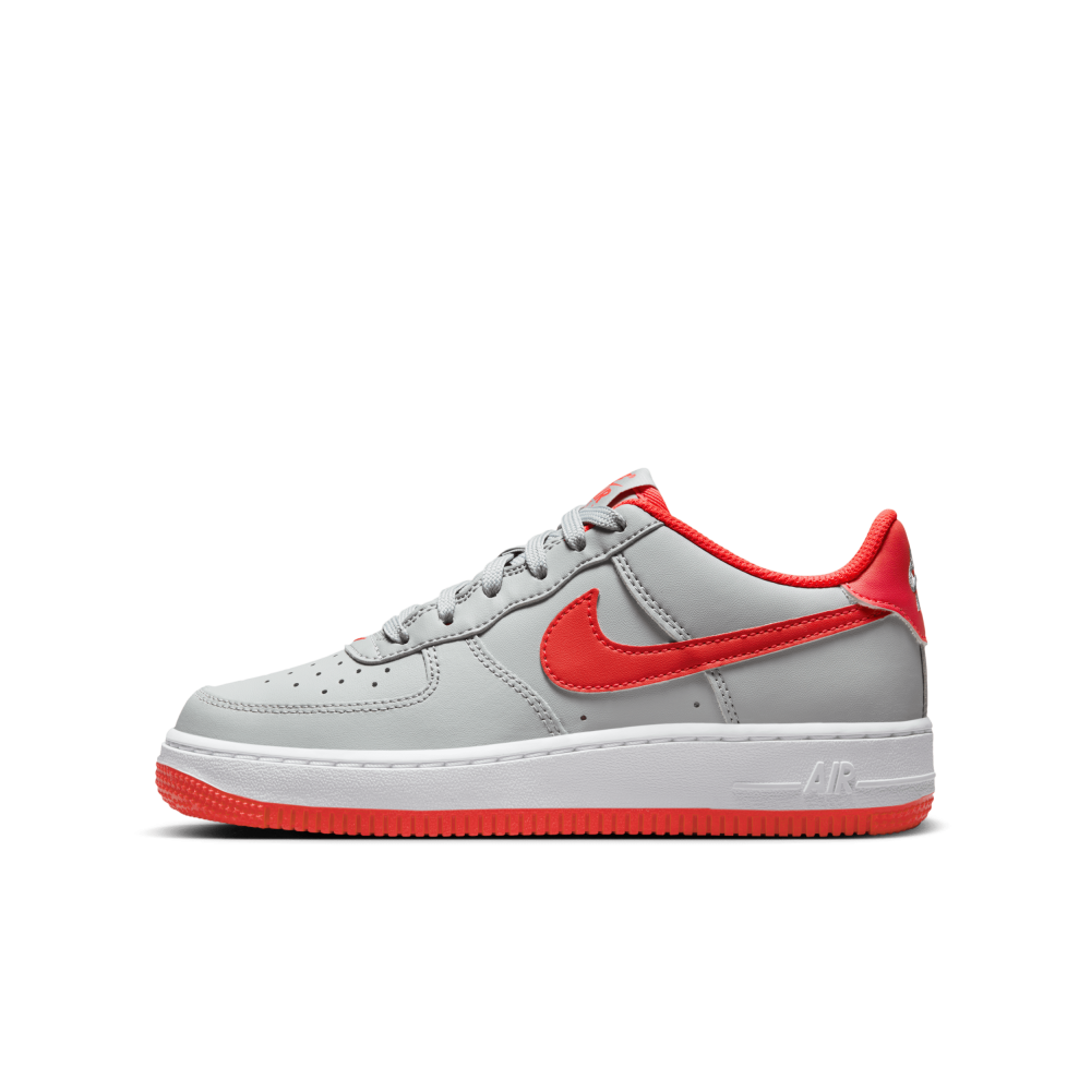Nike Air Force 1 CT3839-005 / grau