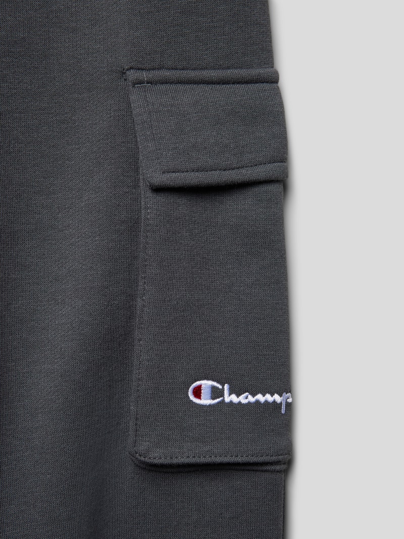 Sweatpants mit Cargotaschen in graphit