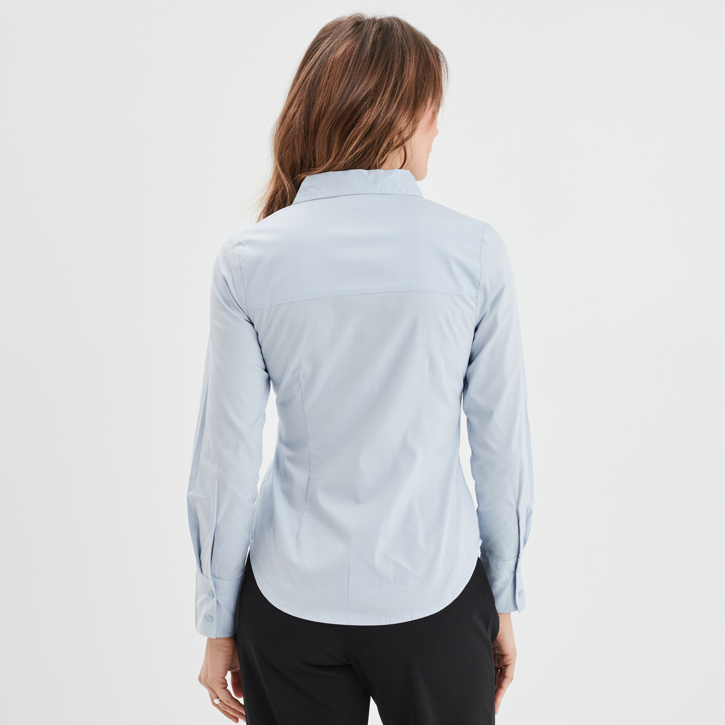 Chemise cintrée manches longues bleu clair femme | La Halle