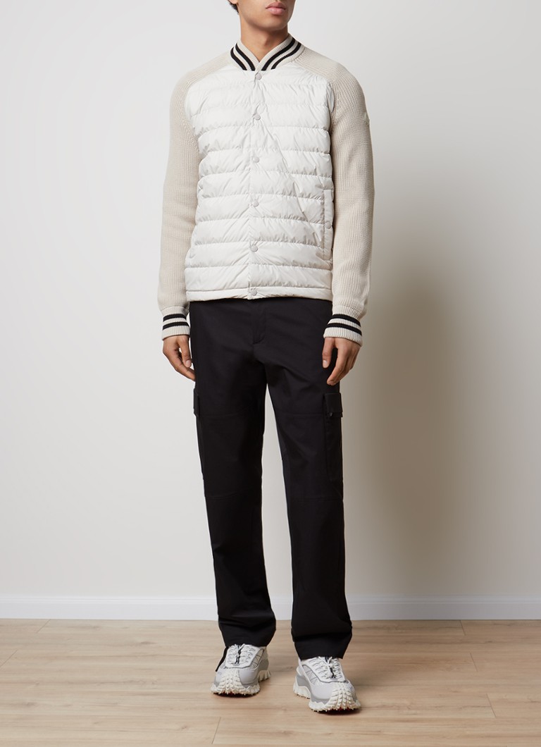 Cardigan Moncler tricotat gros cu cusături în față și logo