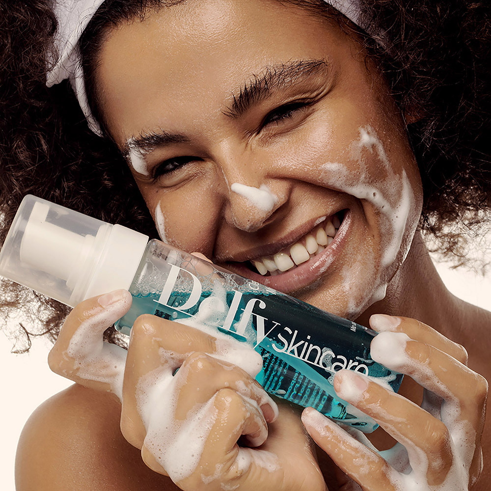 delfy Cleansing Mousse Démaquillant