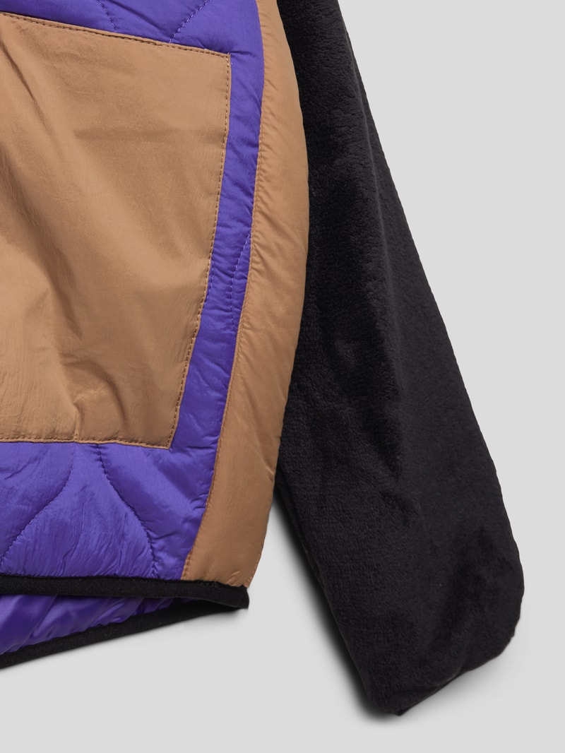 Sweatjacke im Colour-Blocking-Design in schwarz