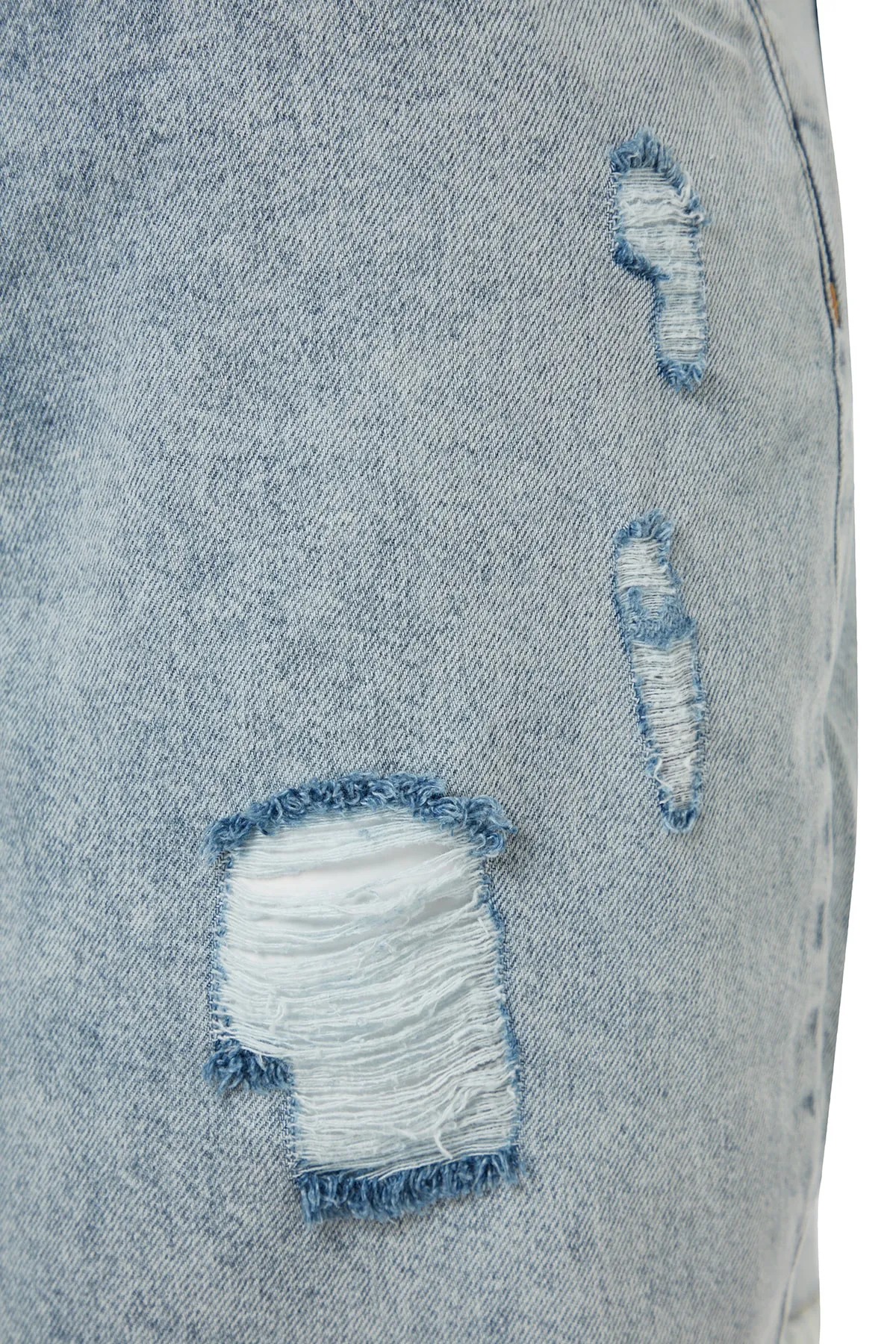 Trendyol Curve  Blaue Jeansshorts und Bermuda TBBSS22SR0165
