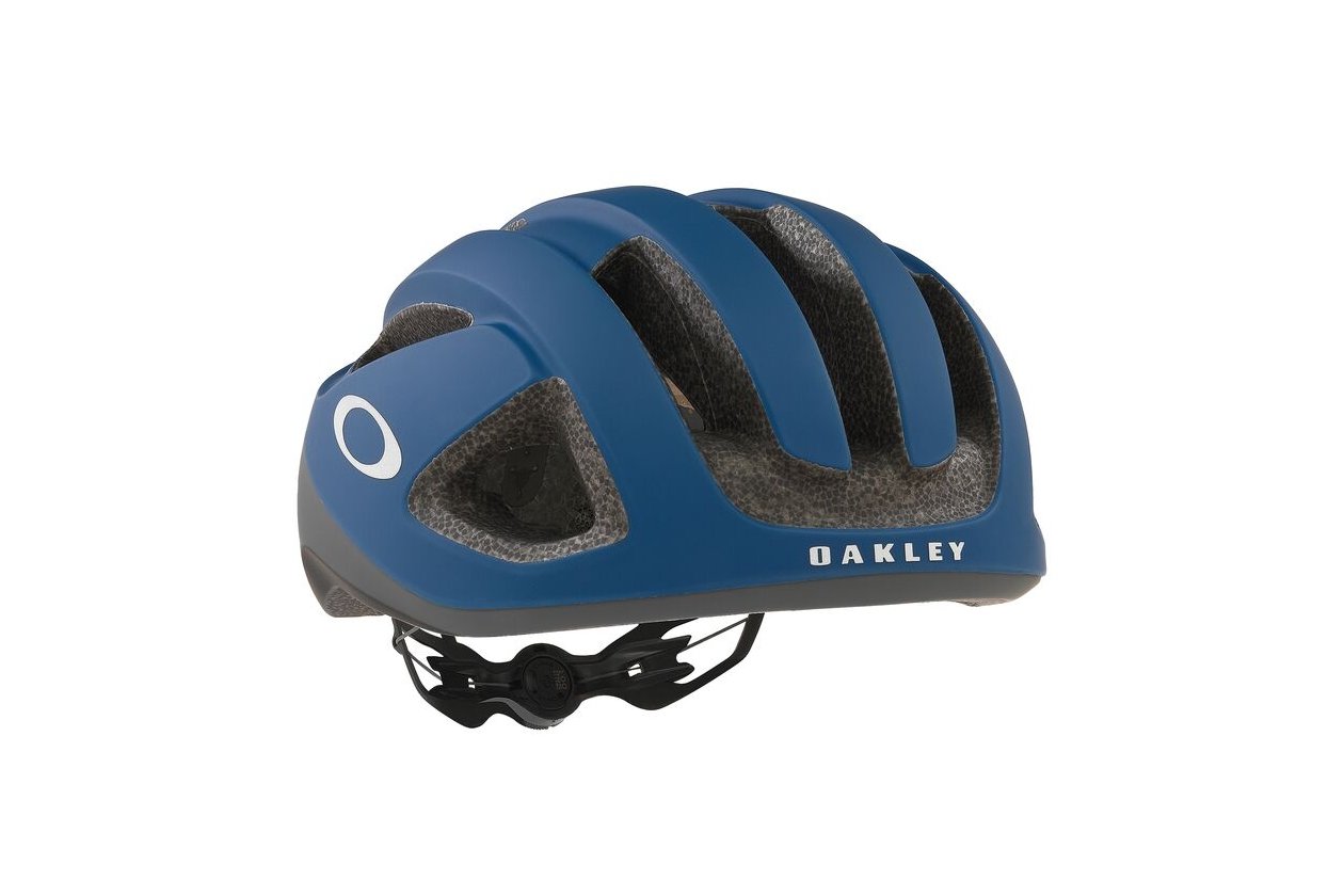 Oakley ARO3
