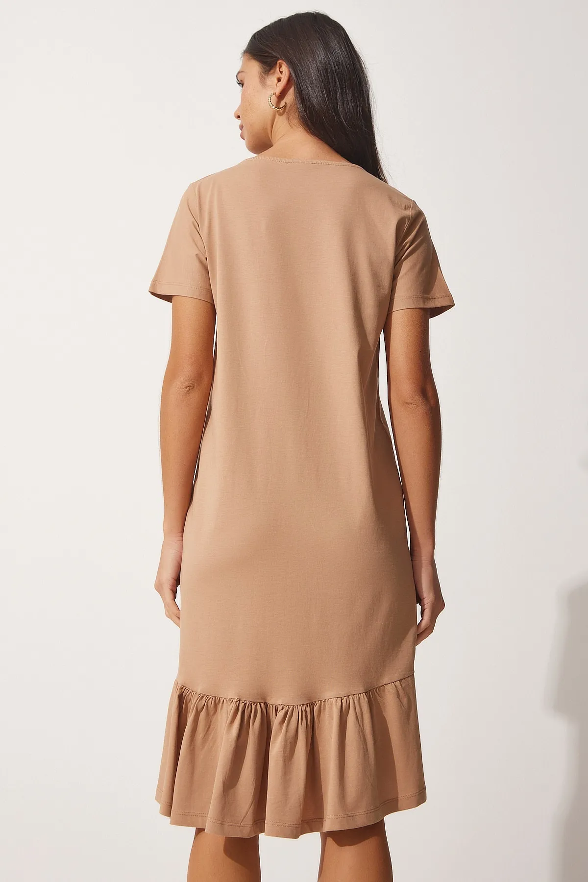 Happiness İstanbul  Sommer-Strickkleid aus Viskose mit Biskuit-Flounce für Damen AP00186
