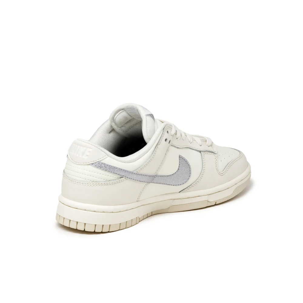 Nike Dunk Low DX5930-100 / weiss