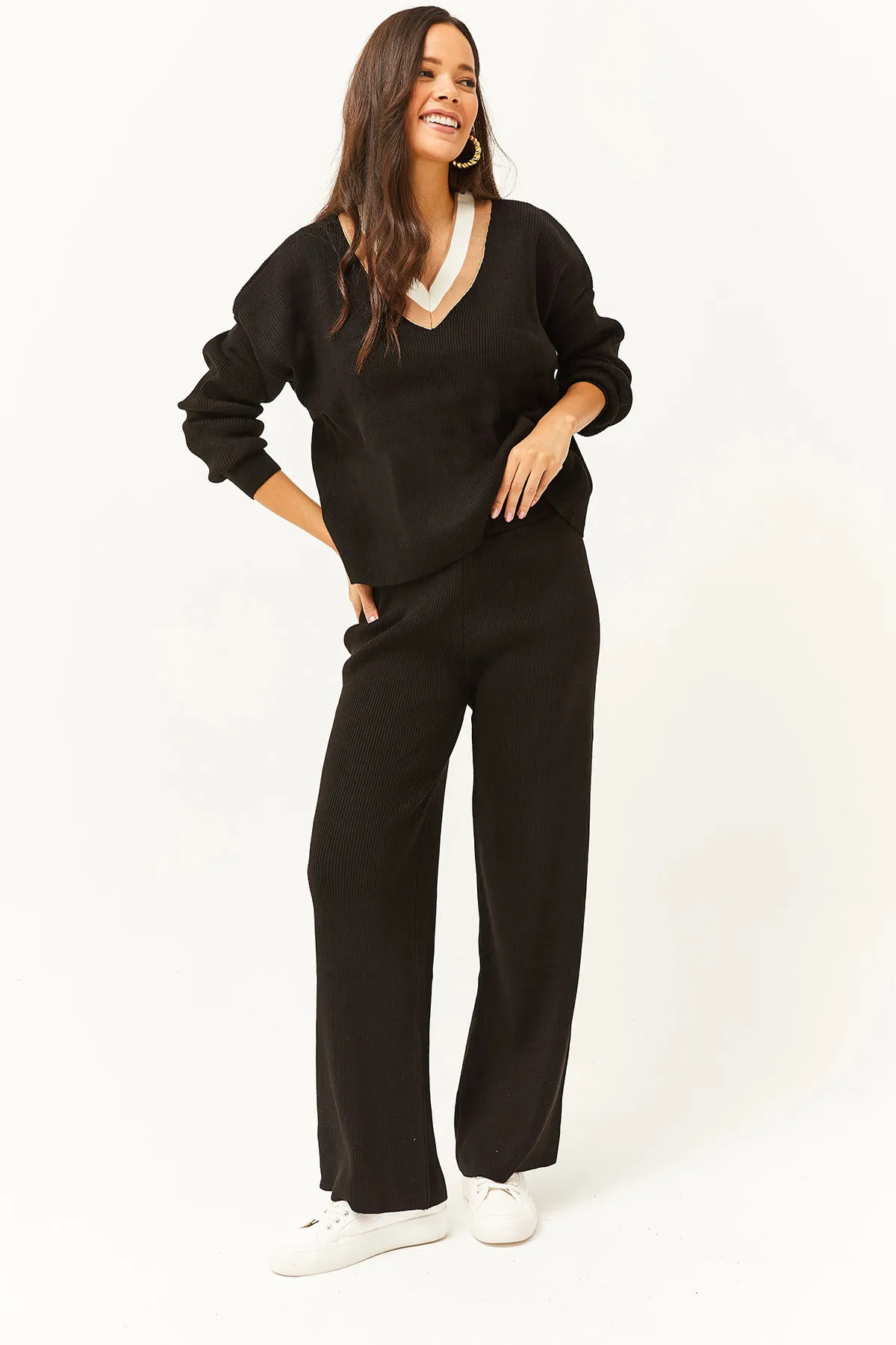 Olalook  Schwarzes Strickset mit Oberteil und V-Ausschnitt für Damen, Palazzo-Hose, TKM-19000226