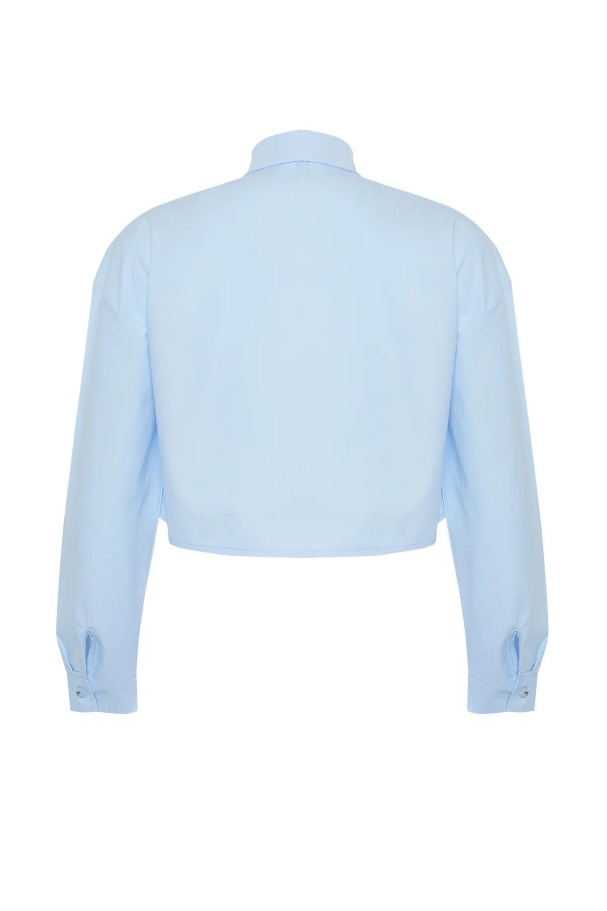Trendyol Collection  Blaues gewebtes Crop-Shirt – Taschendetail, Regular Fit TWOSS24GO00098