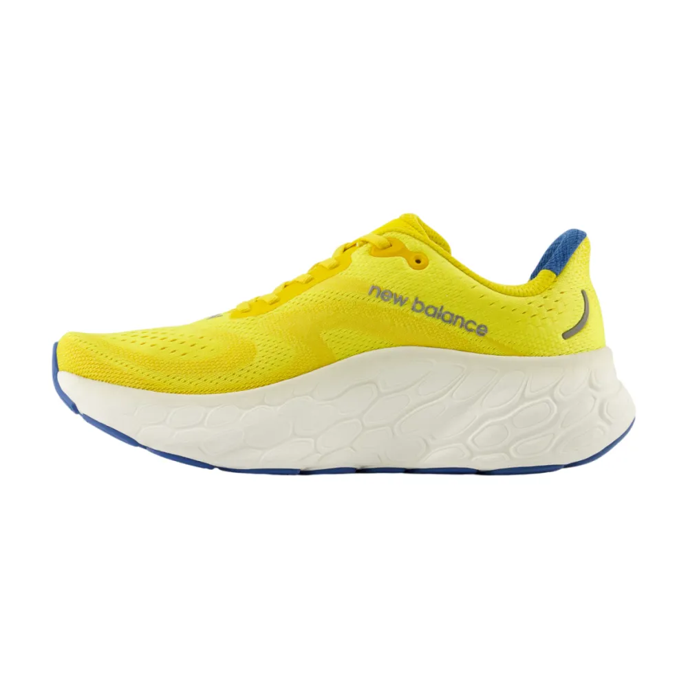 New Balance Fresh Foam X More v4 MMORCF4 / gelb