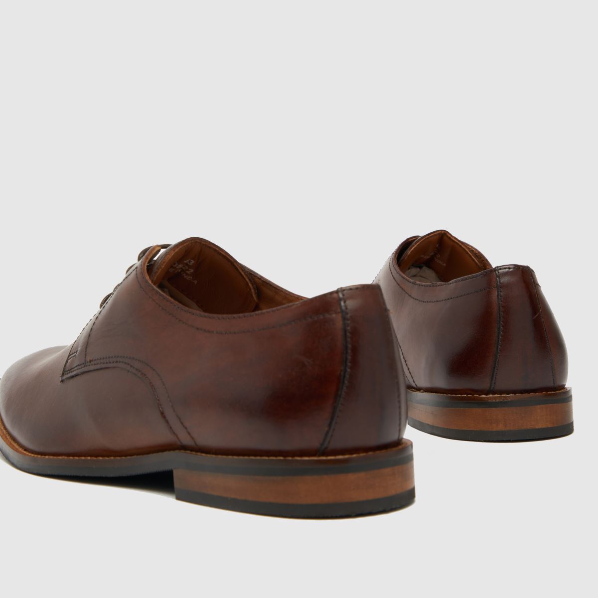 Schuh Reese hivatalos derby cipők barna színben