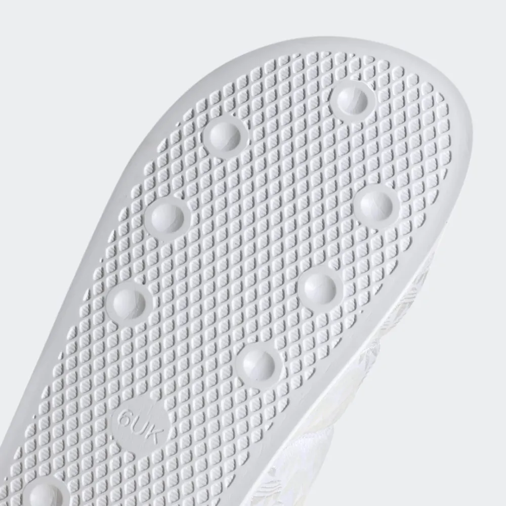 adidas Adilette Essential HQ6070 / weiss