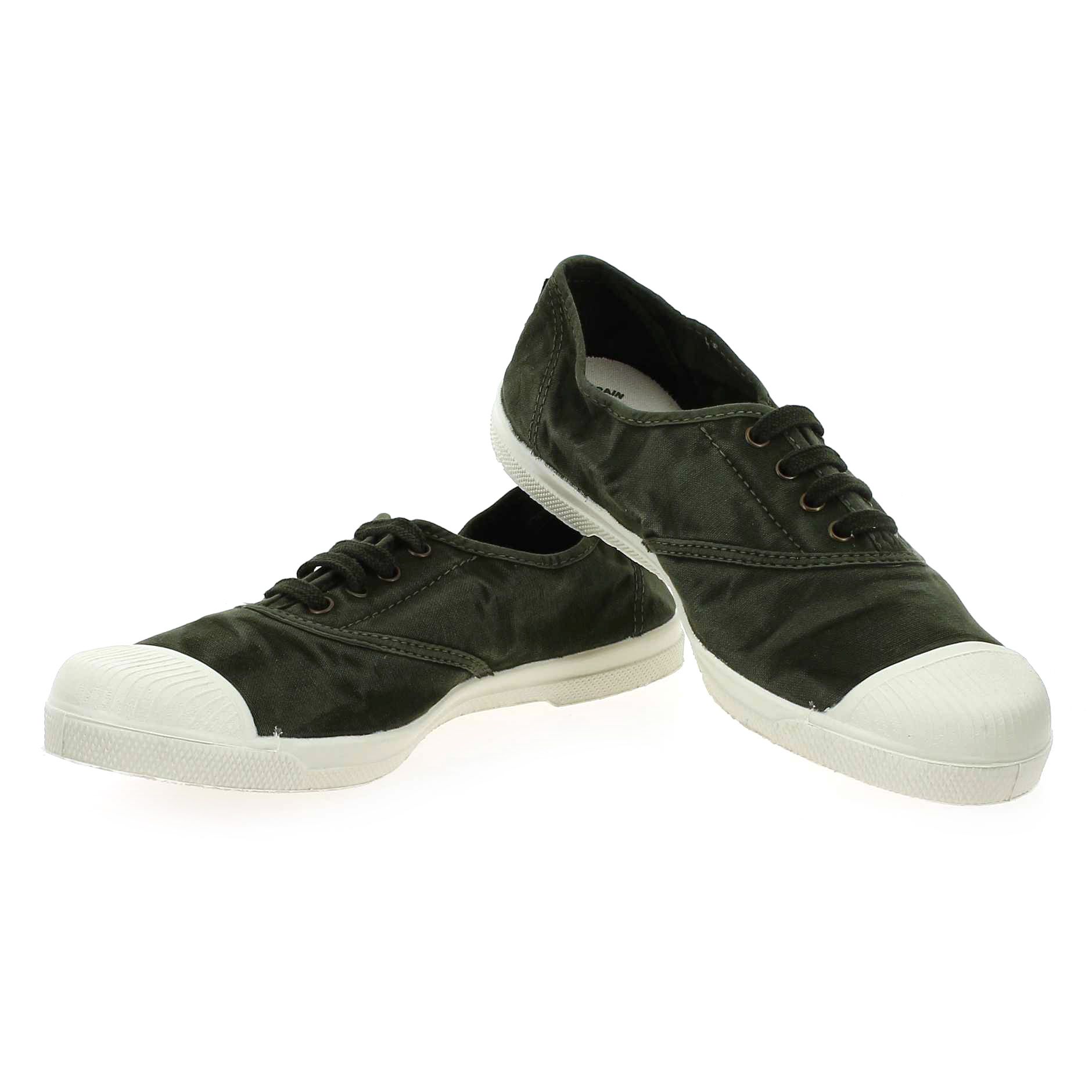 Natural world  102 E - Kaki