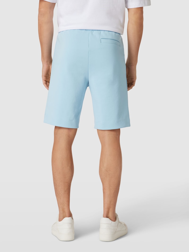 Sweatshorts mit Motiv-Print in hellblau
