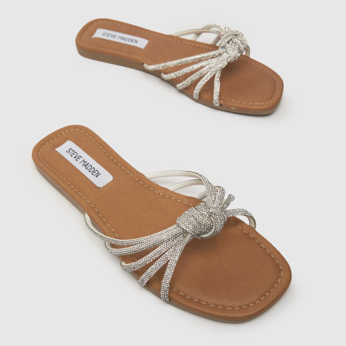 Sandály Steve Madden Scenic ve stříbrné barvě