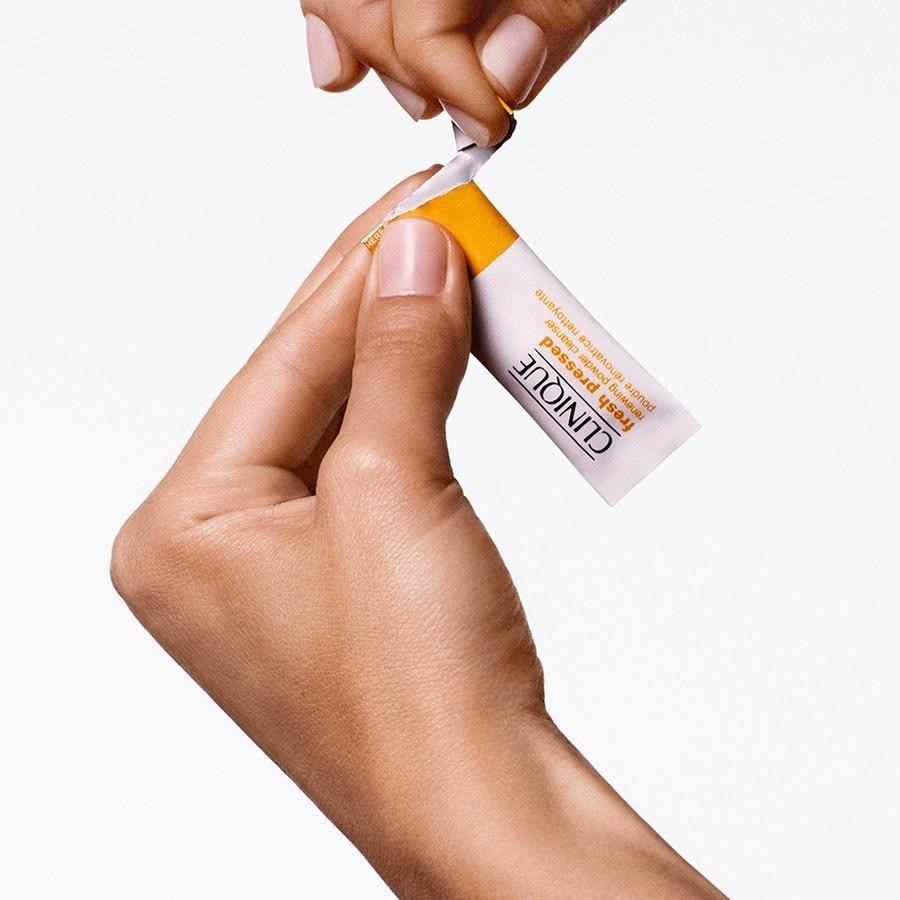 Clinique Fresh Pressed™ Vitamine C Vernieuwend Reinigingspoeder - 24 zakjes