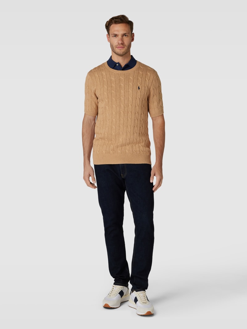 Strickshirt mit Zopfmuster in camel
