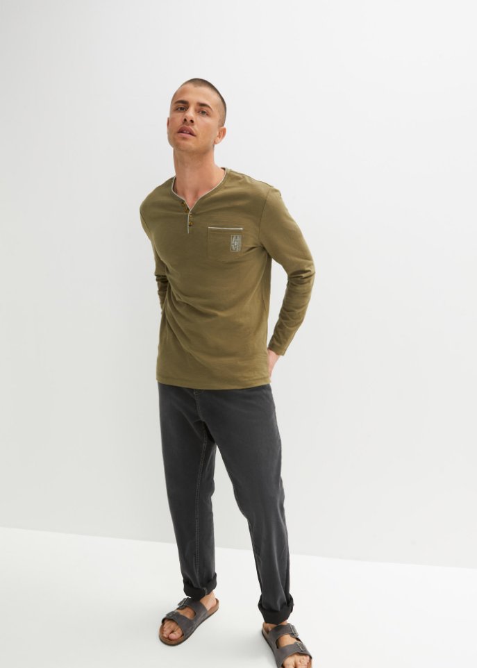 Henleyshirt in 2 in 1 Optik, Langarm