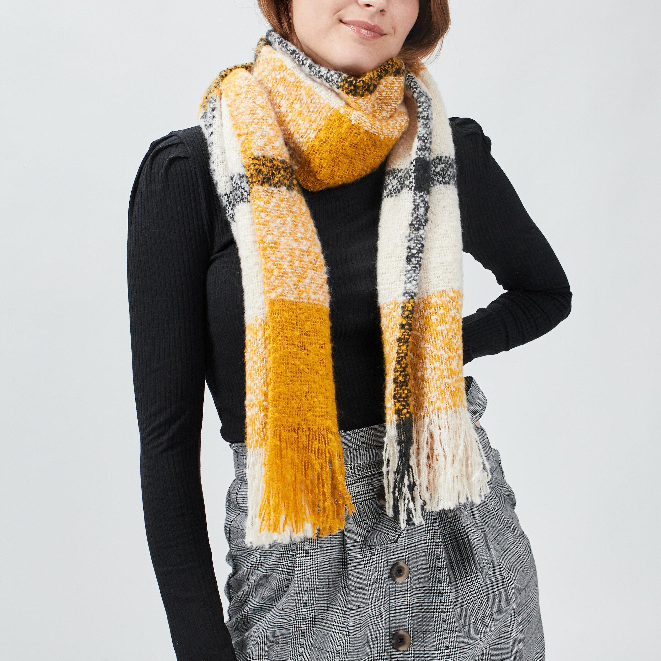 Écharpe à franges jaune moutarde femme | La Halle