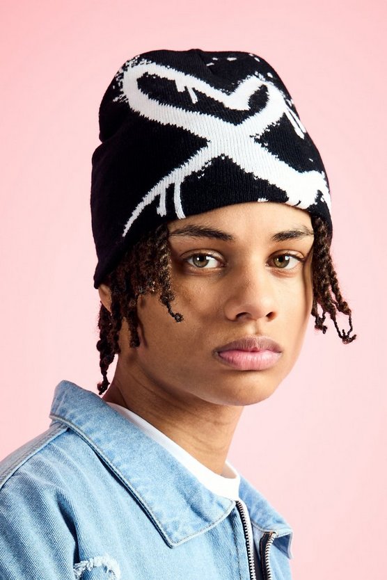 Beanie mit Herz-Print