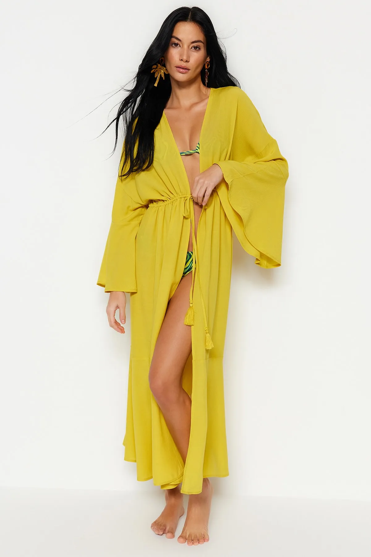 Trendyol Collection  Ölgrüner gewebter Maxi-Kimono und Kaftan mit Raffung TBESS23KM00105