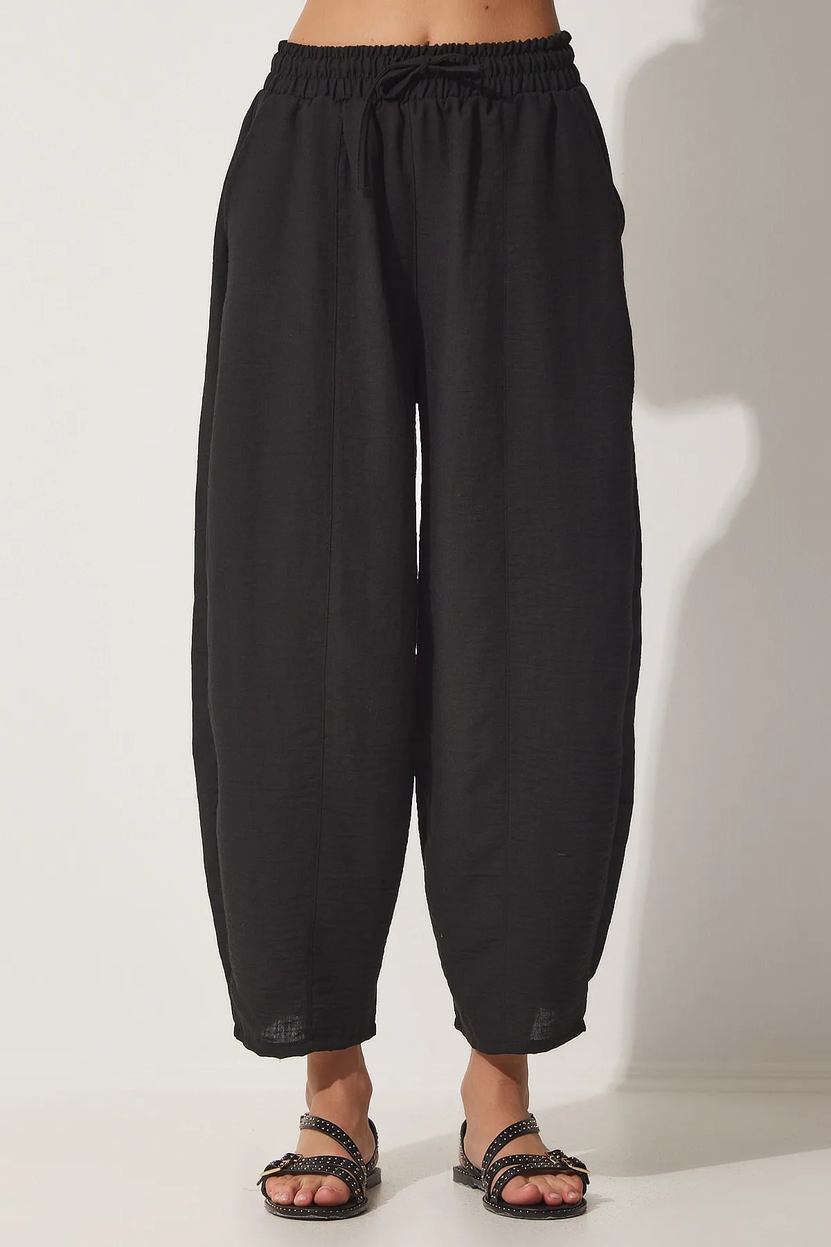 Happiness İstanbul  Schwarzes Leinenhemd- und Baggy-Hosen-Set für Damen DZ00080