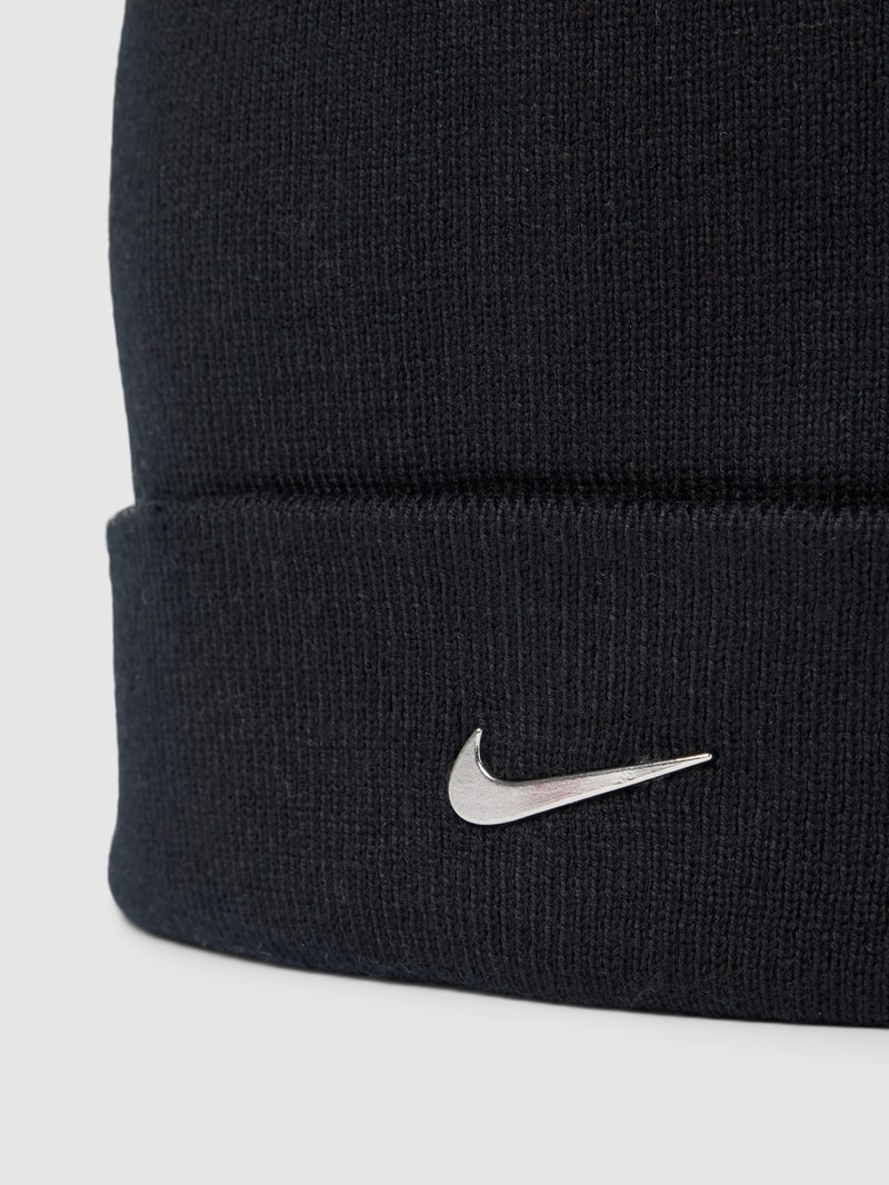 Beanie mit Label-Detail in schwarz