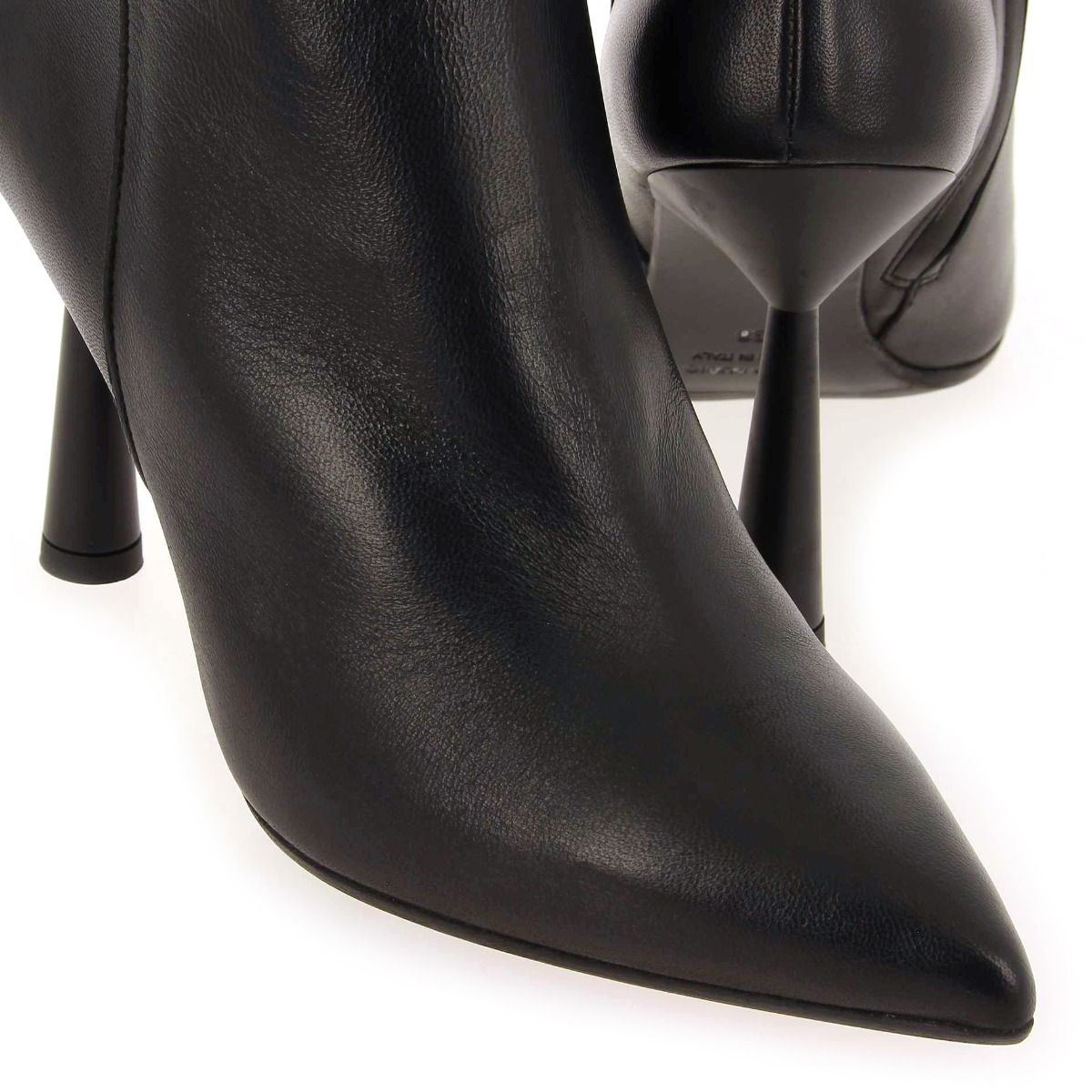 Chantal 1962  1859 - noir