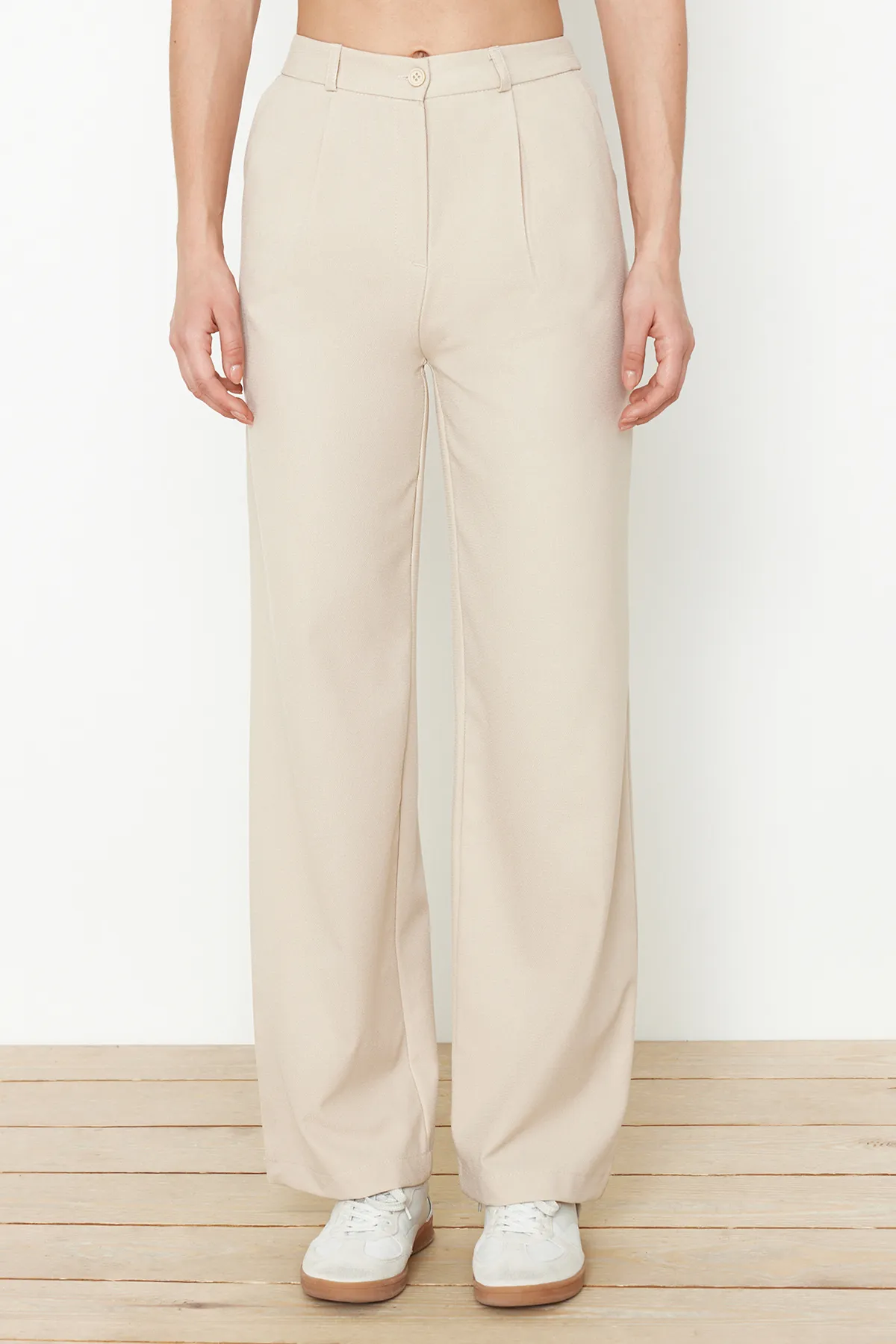 Trendyol Collection  Beige Weite Bein/Weite Bein Webhose TWOSS24PL00084