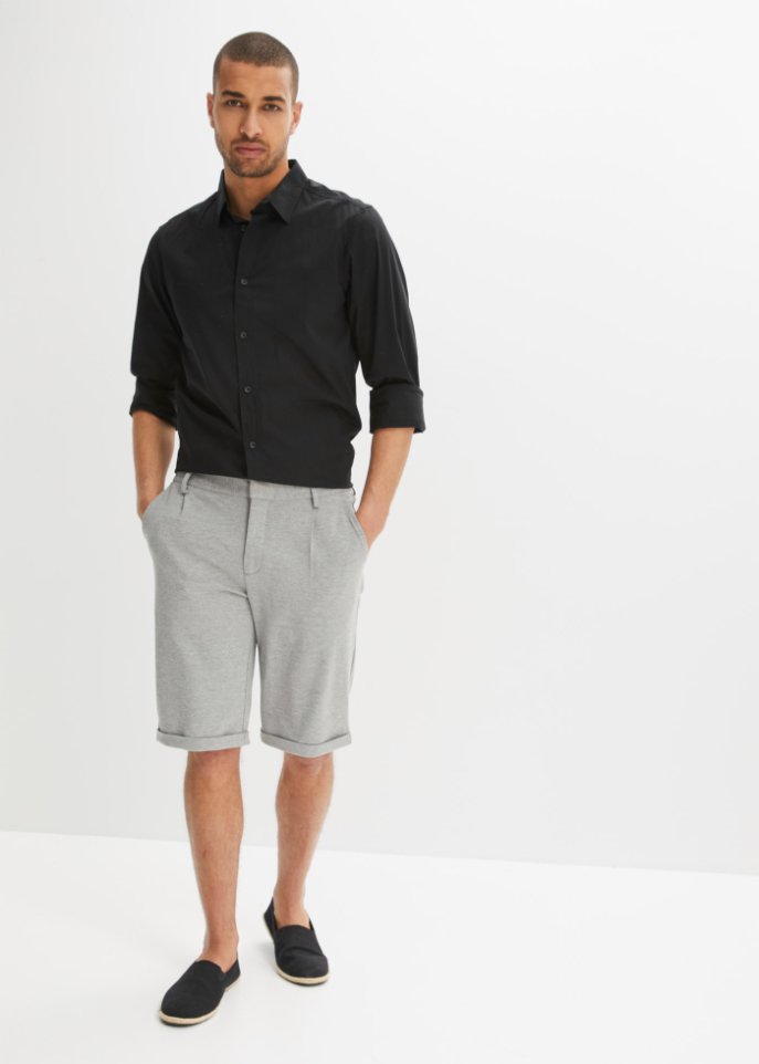 Chino-Bermuda mit Bundfalten