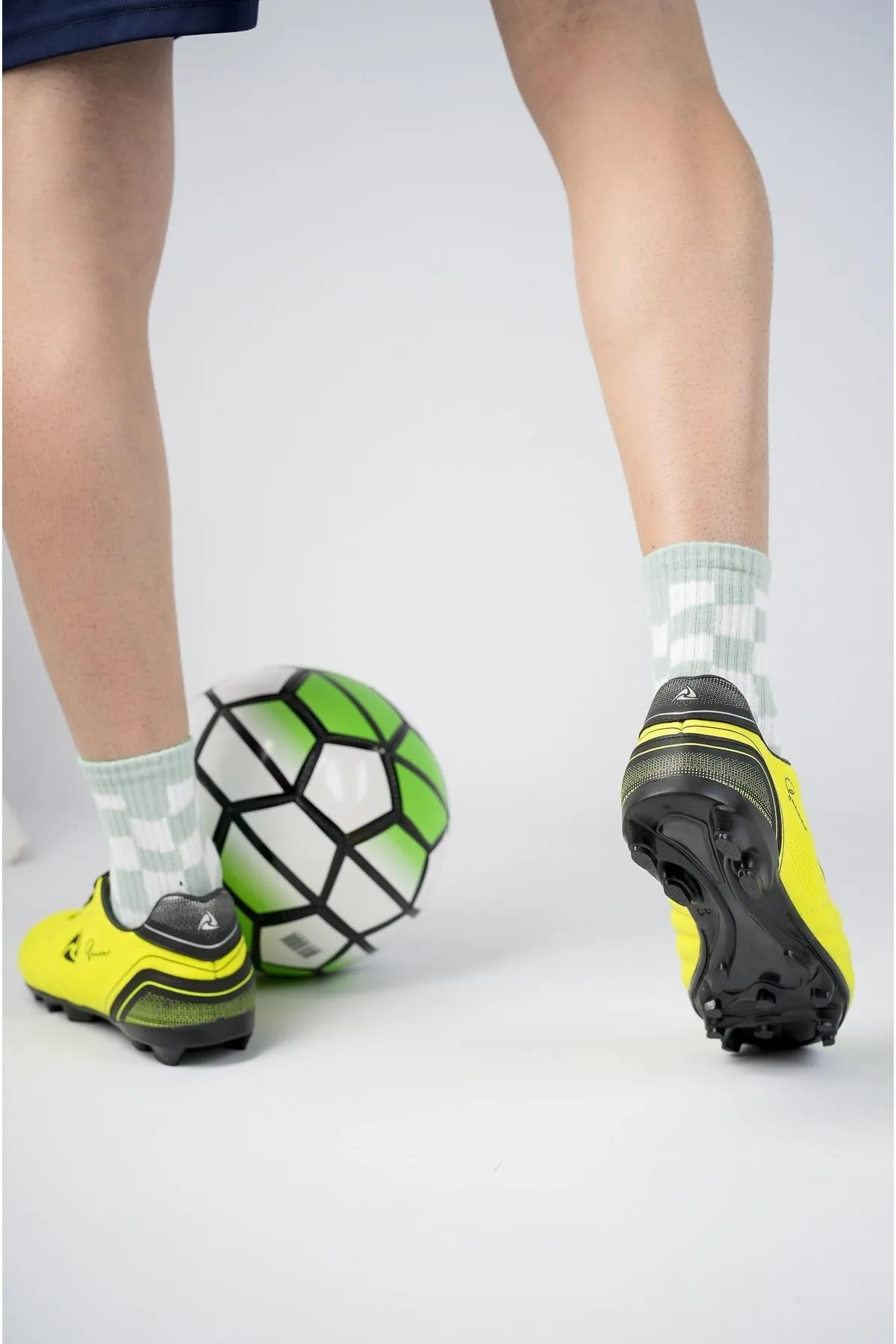 MUGGO  Pascal Unisex Guaranteed Crampon AstroTurf Fußball-Sportschuhe