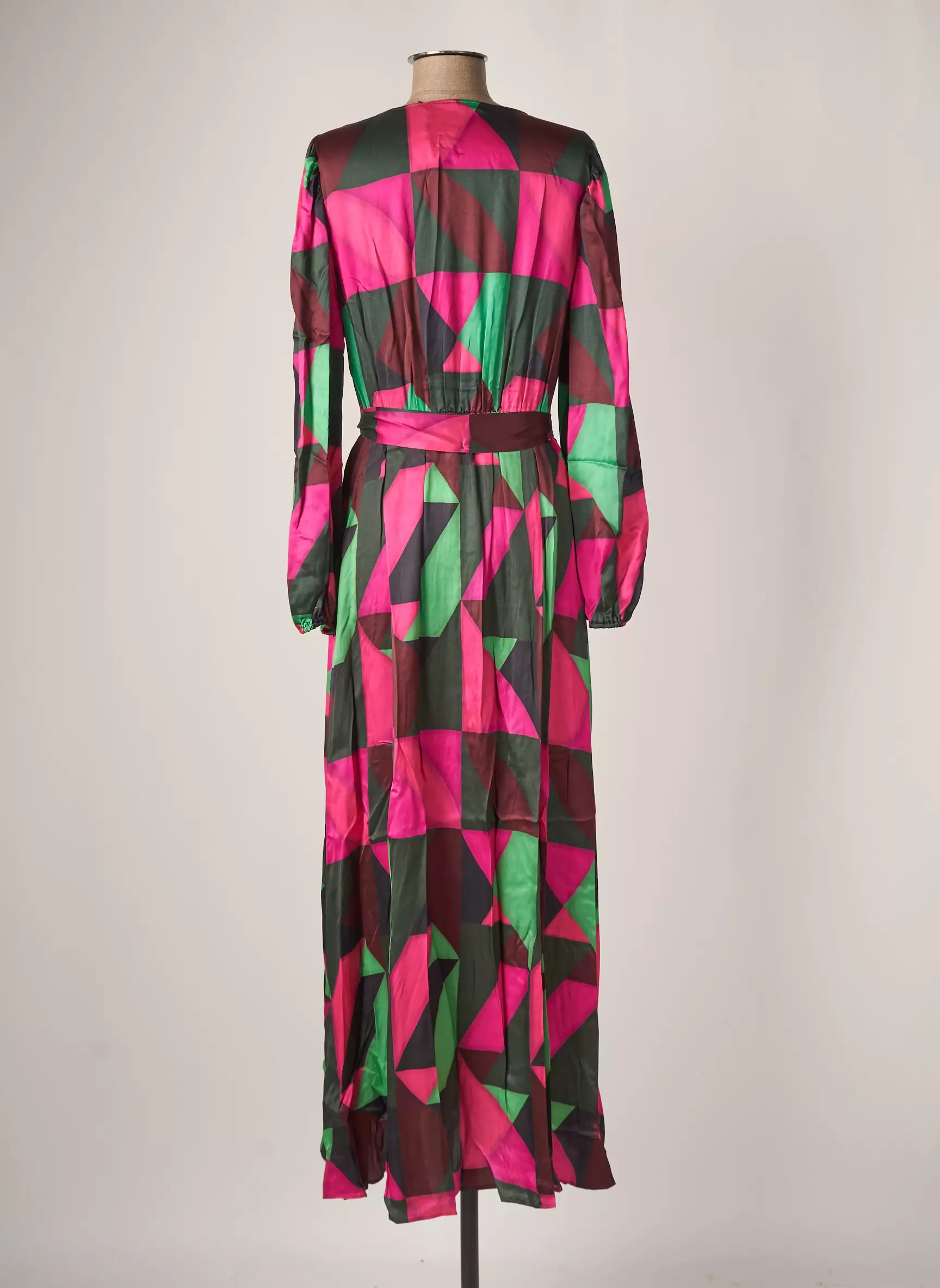 Caractere Robes Longues Femme couleur rose