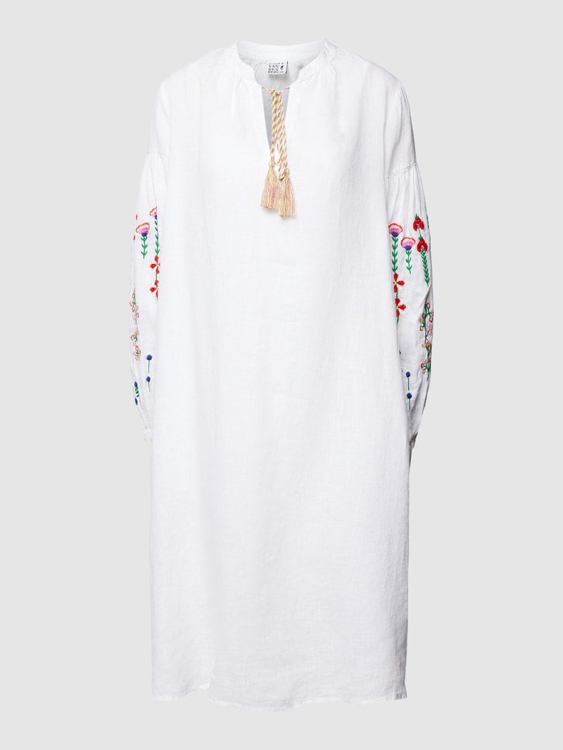 Oversized Leinenkleid in Knielänge in weiß