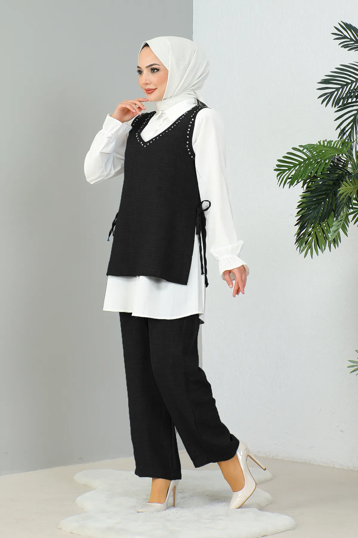 MODAQU  Schwarzes Leinen-Dreierset - Steindetails