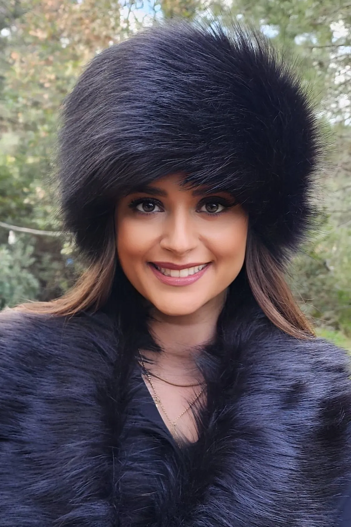 Mağazam Online  Winter-Kalpak-Mütze aus Kunstfell – gemütlicher Pullover im russischen Stil