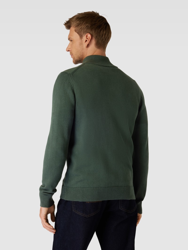 Strickjacke mit Label-Stitching Modell 'STAND JACKET' in olivgrün