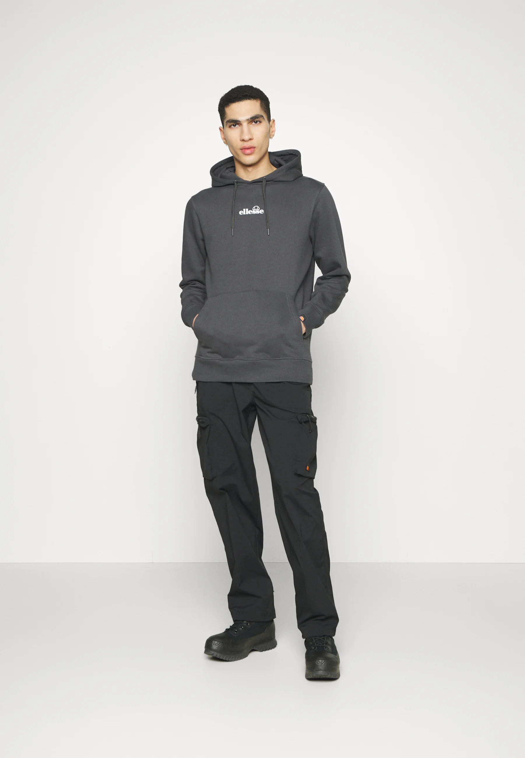 Ellesse SQUADRON PANT - Pantalones cargo