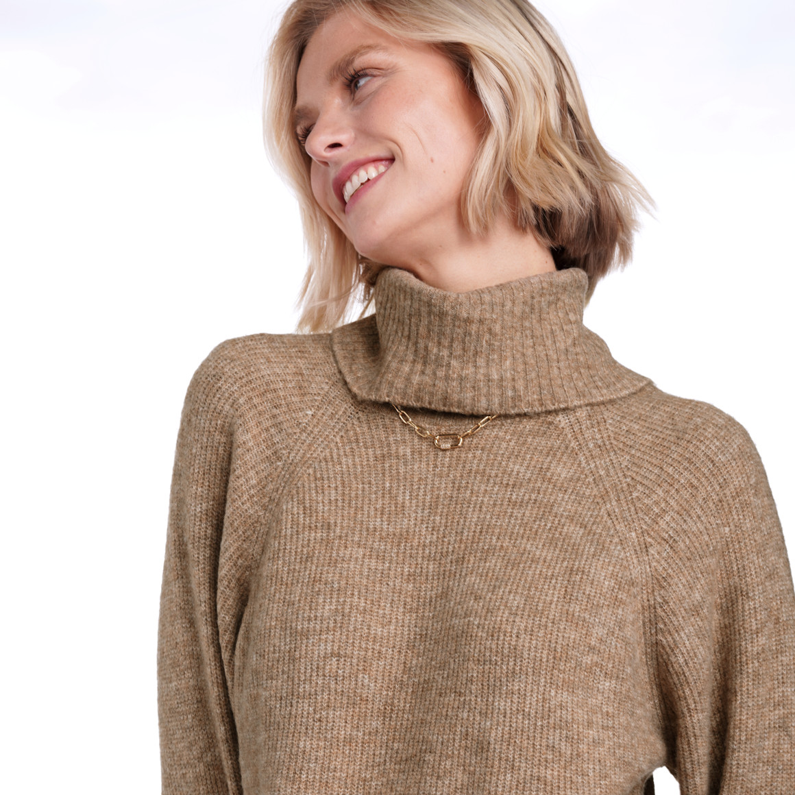 Damen Strickkleid mit Rollkragen