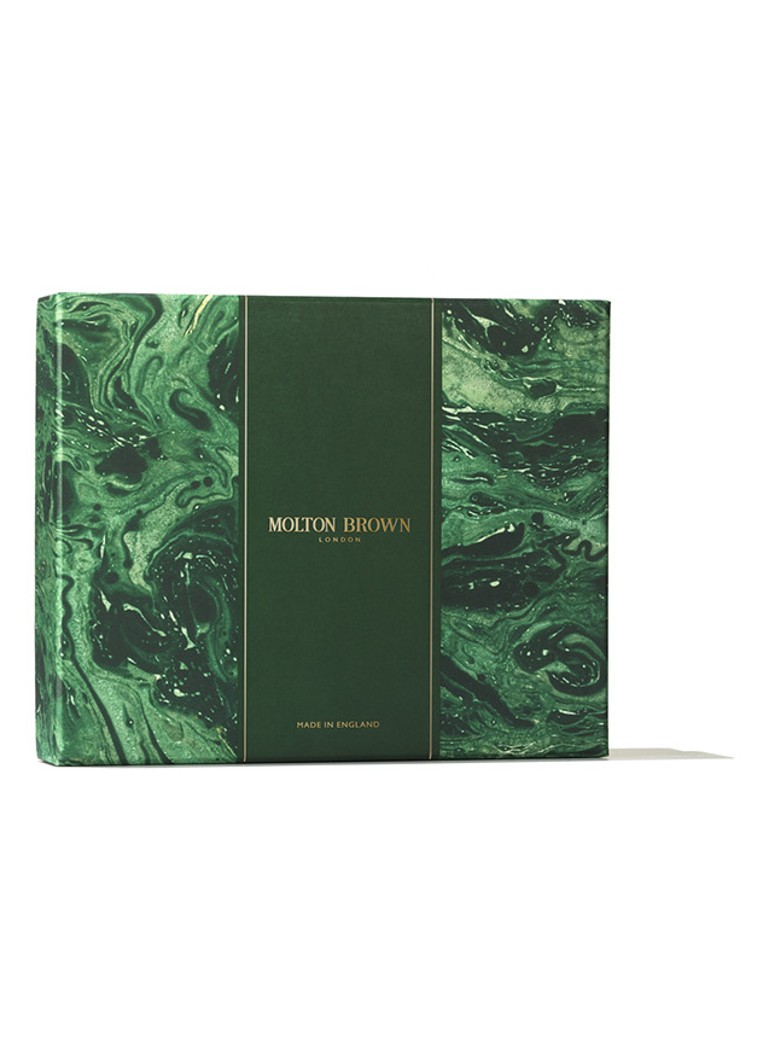 Set de călătorie Molton Brown Coastal Cypress și Sea Fennel - Ediție limitată
